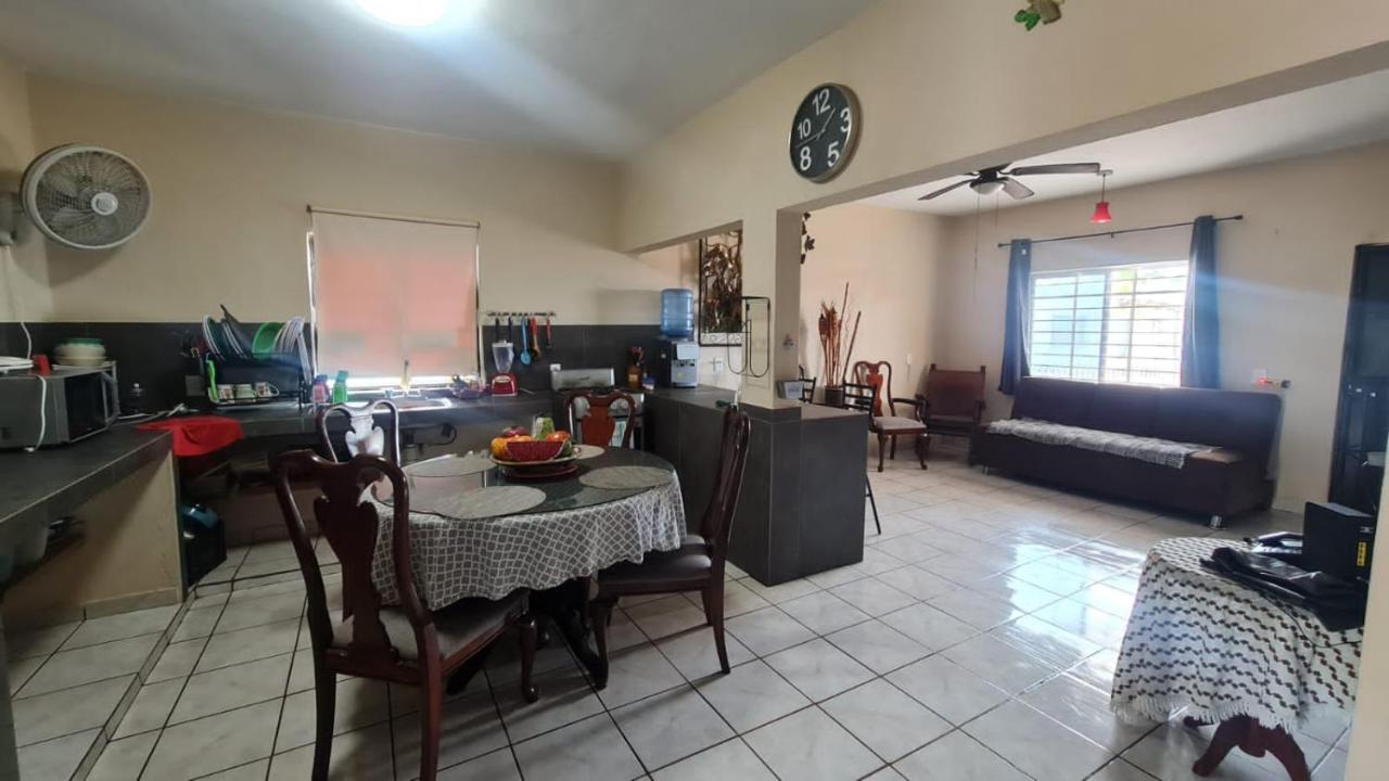 Casa A Pie De Playa Isla De La Piedra Apartment Mazatlan Luaran gambar